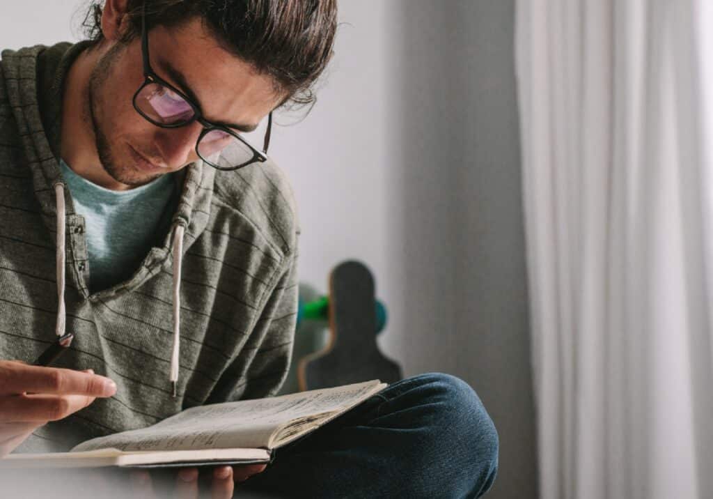 Should I Become an Accountant?